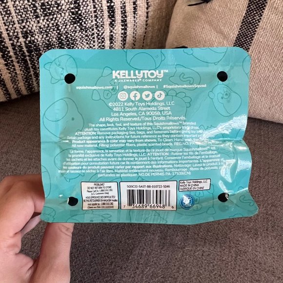 New in Bag Scented Sea Cow Mystery Squad Bag - Picture 3 of 4